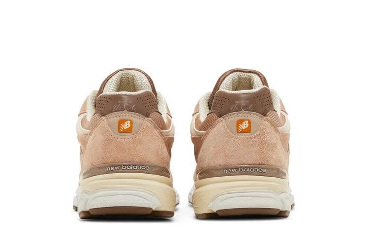 New Balance 990v3 MiUSA size? Exclusive Orange Cream