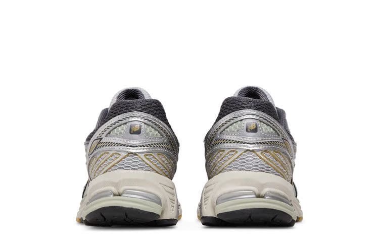 New Balance 860v2 Rain Cloud Magnet