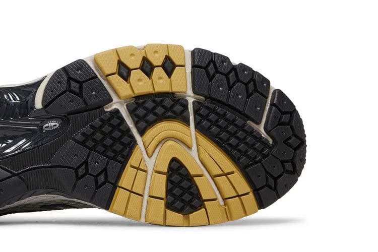 New Balance 860v2 Rain Cloud Magnet