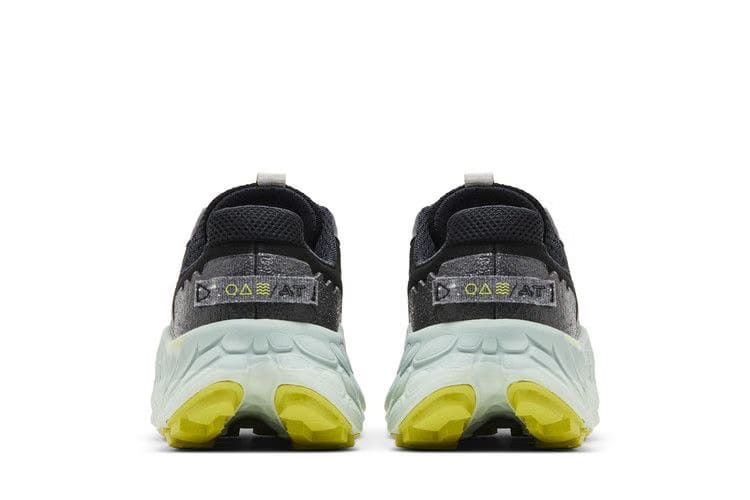 New Balance Fresh Foam x More Trail v3 2E Wide Black Tea Tree