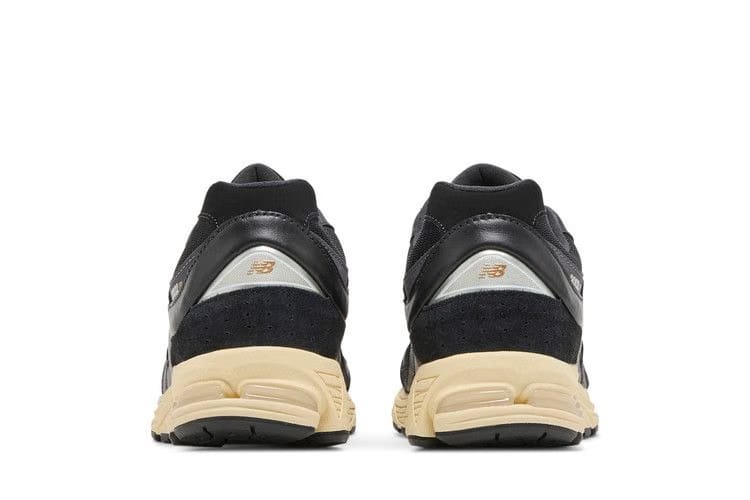 New Balance 2002R Leather Pack - Vintage Black