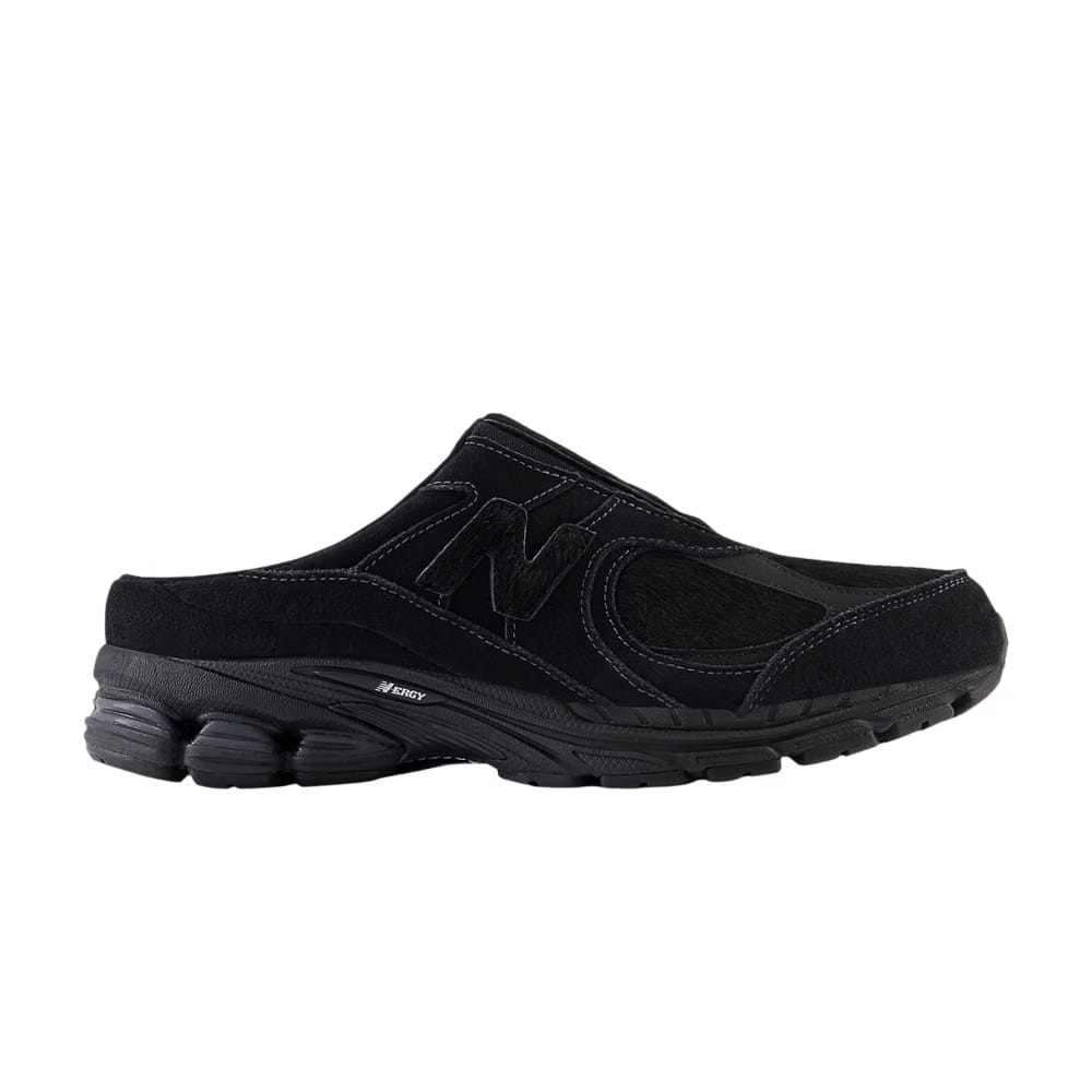 New Balance 2002R Mule Triple Black