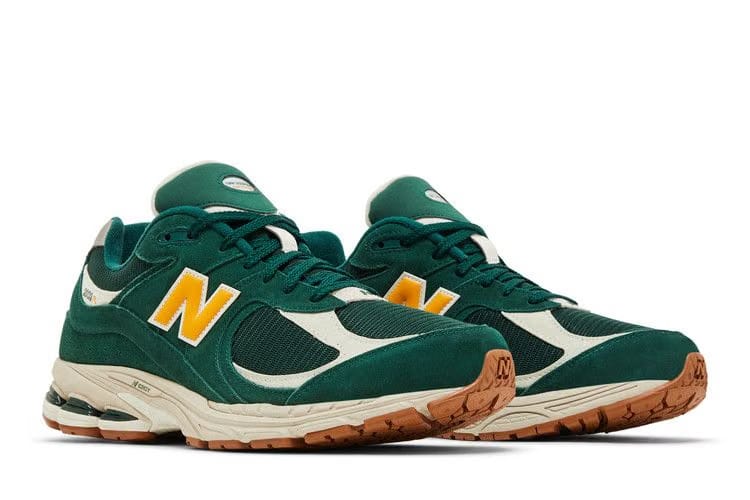 New Balance 2002R Green ASOS Exclusive
