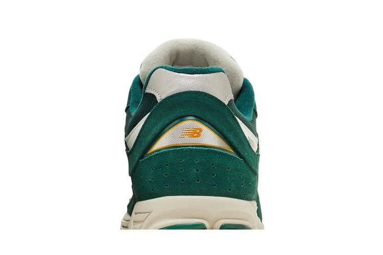 New Balance 2002R Green ASOS Exclusive