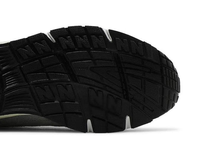 New Balance 991 Made in England Silver