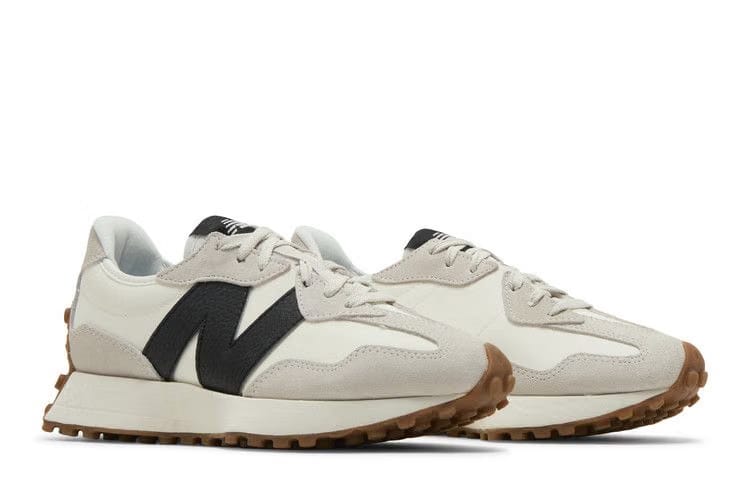 New Balance Wmns 327 'Moonbeam Black'