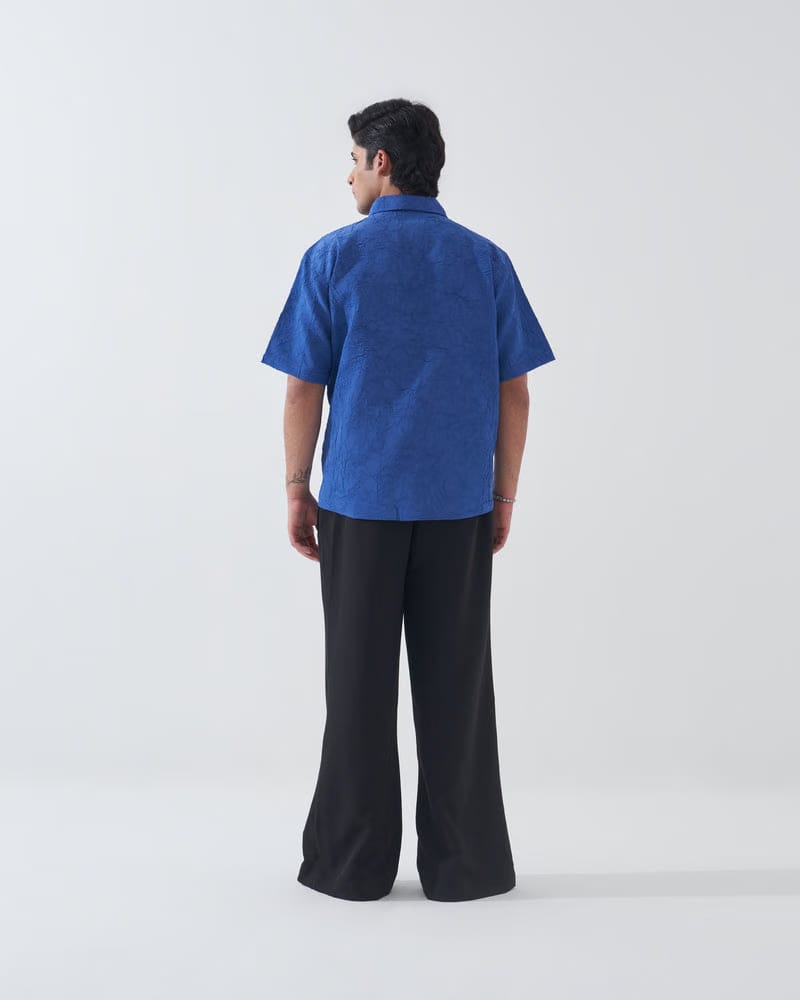 CRINKLED BLUE SHIRT