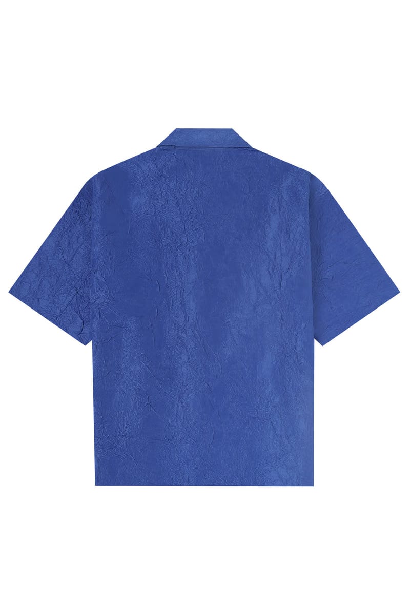 CRINKLED BLUE SHIRT