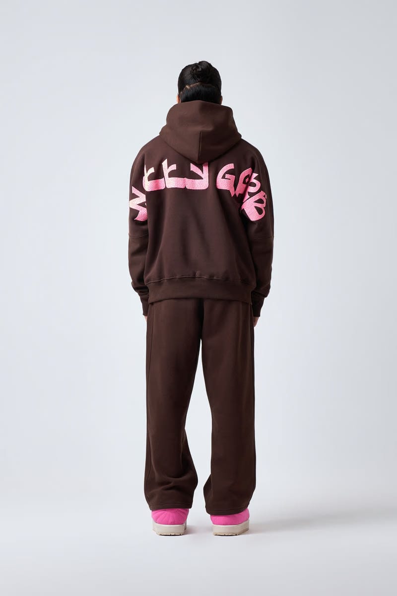 SIGNATURE HOODIE (BROWN)