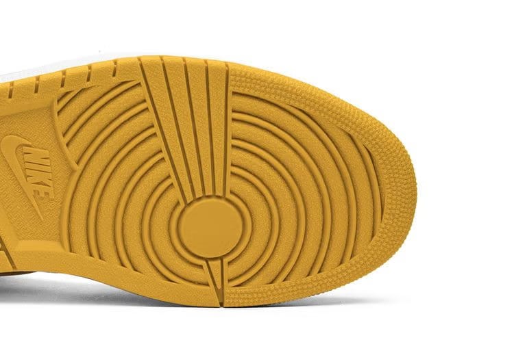 Air Jordan 1 Retro High OG Best Hand in the Game - Yellow Ochre