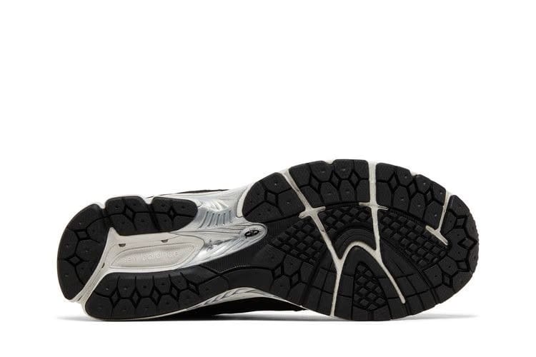 New Balance 1906R Black White