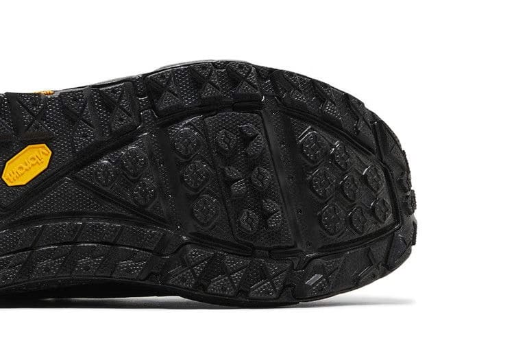HOKA Tor Summit Black
