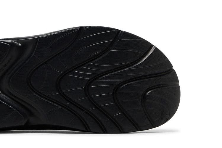 HOKA Ora Recovery Mule Triple Black