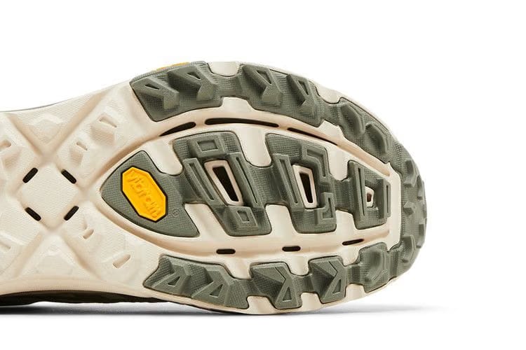 HOKA Mafate Three2 Barley Seed Green