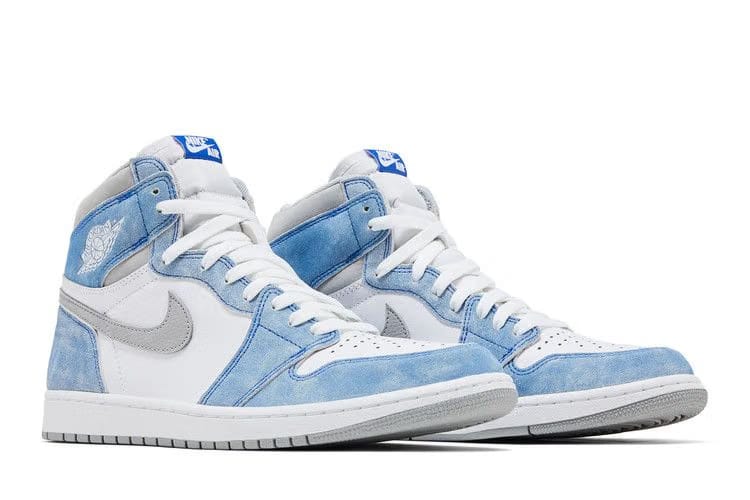 Air Jordan 1 Retro High OG Hyper Royal
