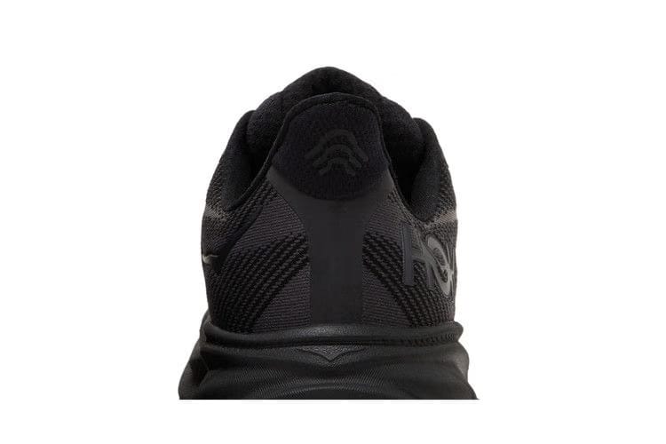 HOKA Clifton 9 Triple Black
