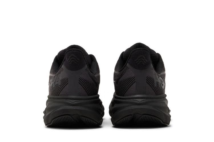 HOKA Clifton 9 Triple Black