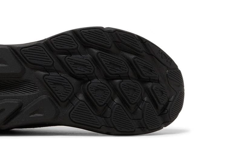 HOKA Clifton 9 Triple Black
