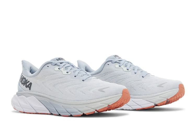 HOKA Wmns Arahi 6 'Plein Air Blue Fog'