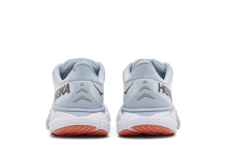 HOKA Wmns Arahi 6 'Plein Air Blue Fog'
