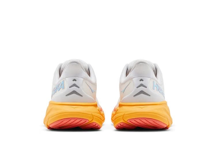 HOKA Wmns Arahi 6 'Nimbus Cloud Orange'