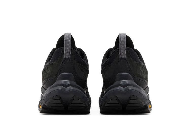 HOKA Anacapa Breeze Low Triple Black