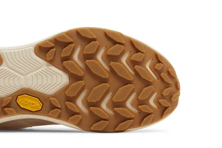 HOKA Wmns Transport 'Eggnog'