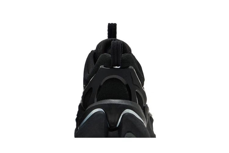 HOKA Elevon x Carbon Black