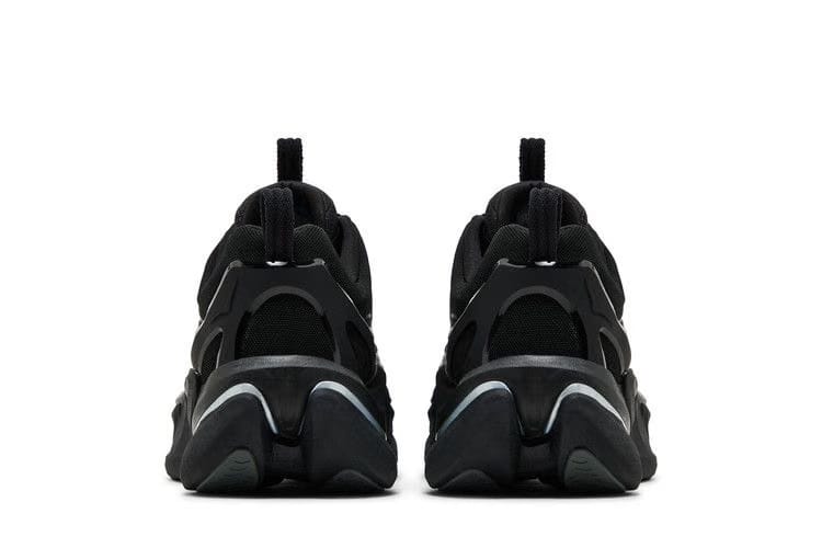 HOKA Elevon x Carbon Black