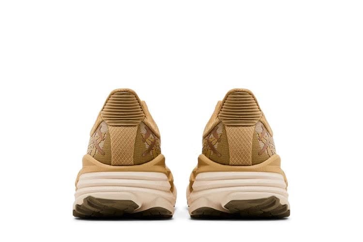 HOKA Stinson 7 Wheat