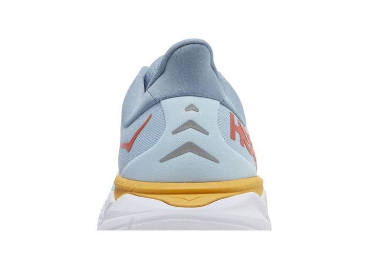 HOKA Arahi 6 Summer Song Mountain Spring