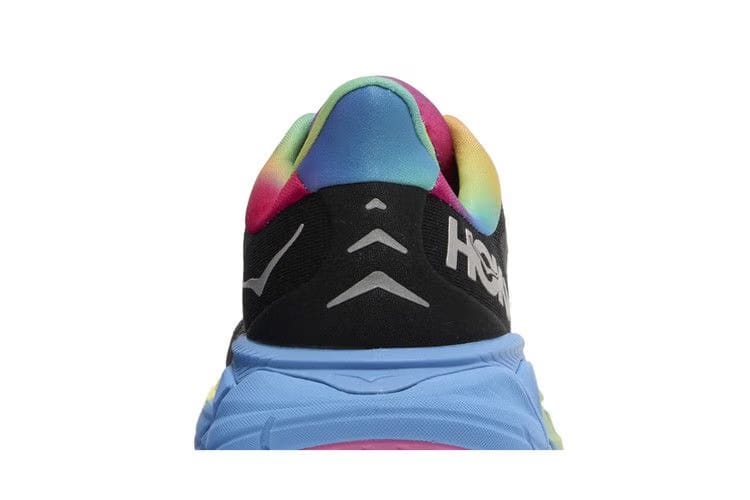 HOKA Wmns Arahi 6 'Black Rainbow'