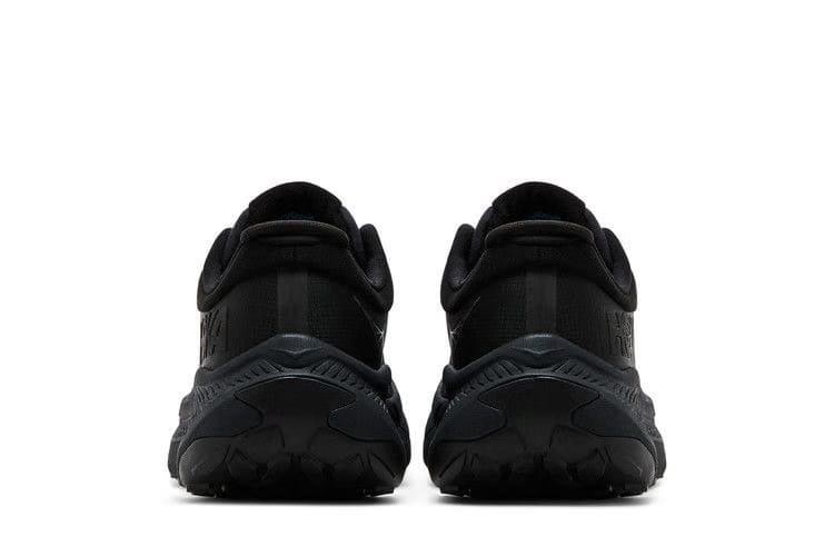 HOKA Transport Triple Black