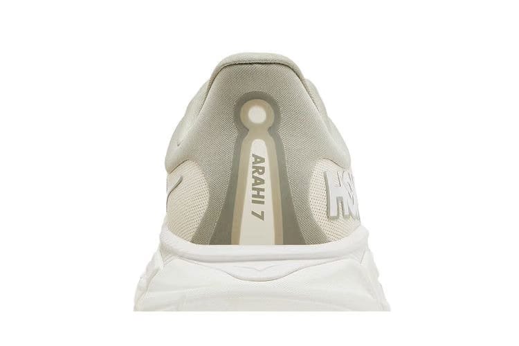 HOKA Arahi 7 2E Wide Oat Milk Barley