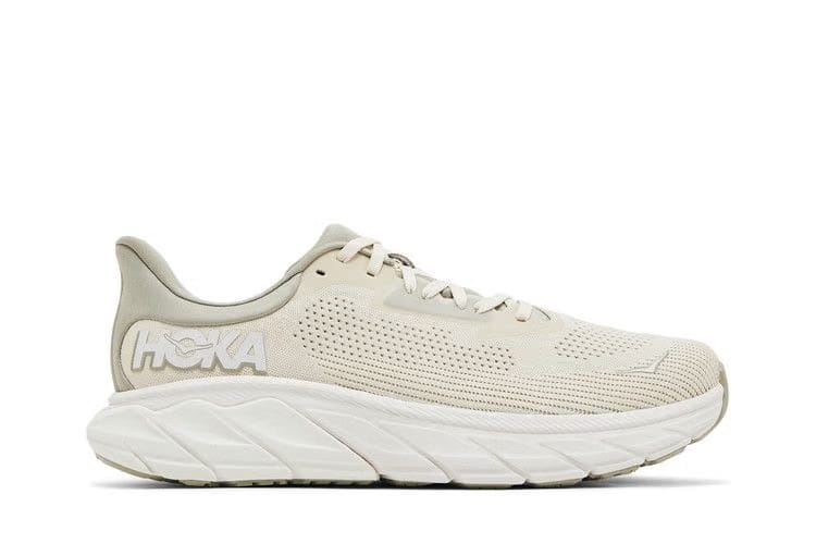 HOKA Arahi 7 2E Wide Oat Milk Barley