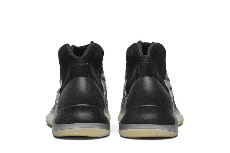 Yeezy Quantum Quantum