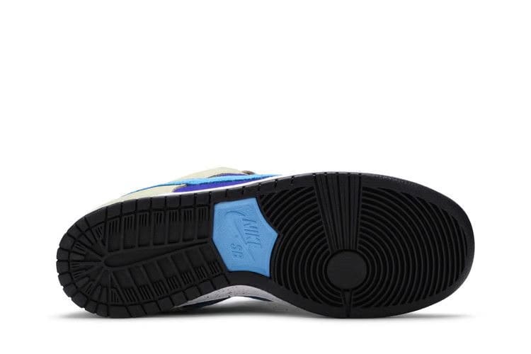 Dunk Low SB ACG Celadon