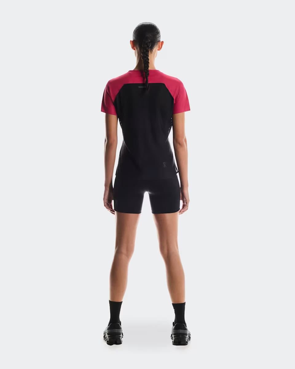 Performance-T Grenadine Black