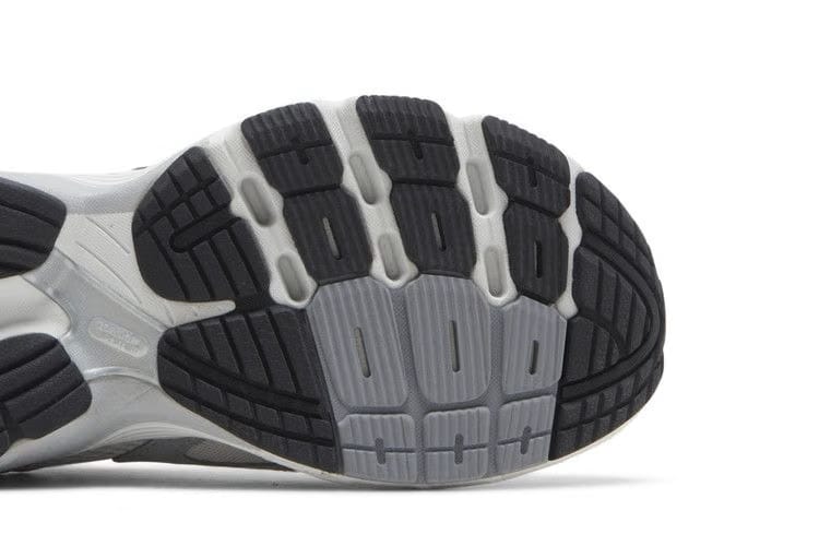 Adidas Wmns Astir 'Triple Grey'