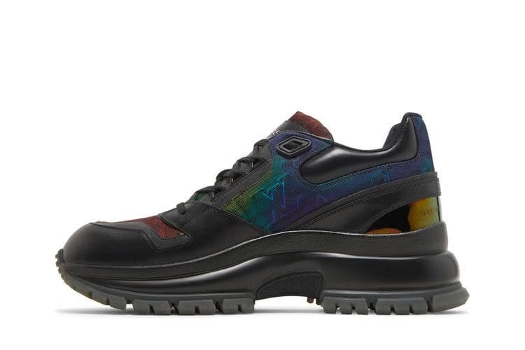 Louis Vuitton Trail 2054 Sneaker Black Iridescent