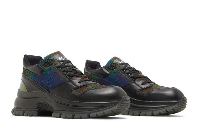 Louis Vuitton Trail 2054 Sneaker Black Iridescent