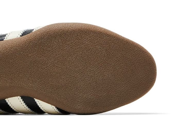 Adidas Tokyo Core Black
