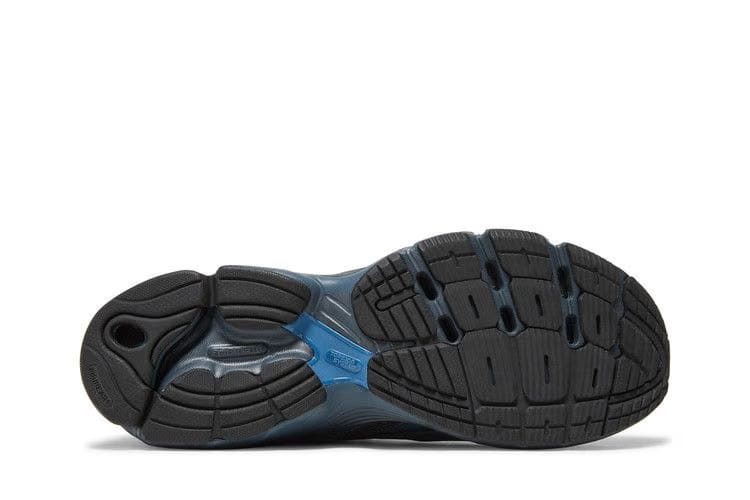 Adidas Orketro Carbon