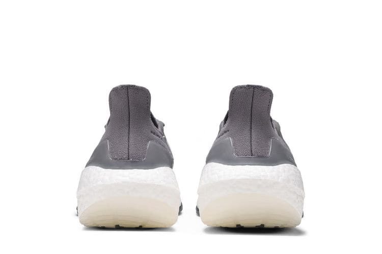 Adidas UltraBoost 21 Grey