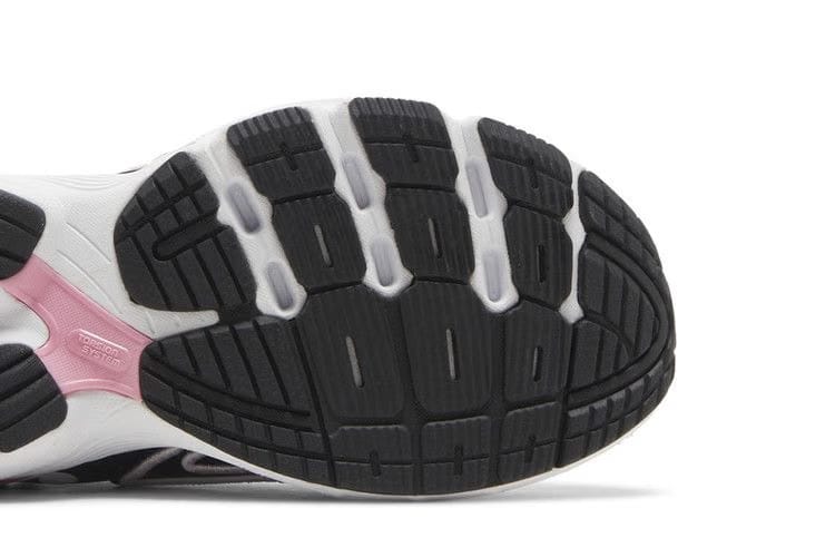 Hello Kitty x adidas Wmns Astir 'Polka Dot'