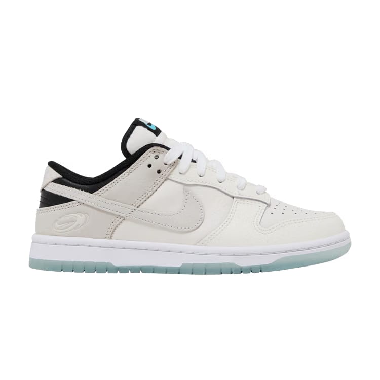 Nike Dunk Low Supersonic