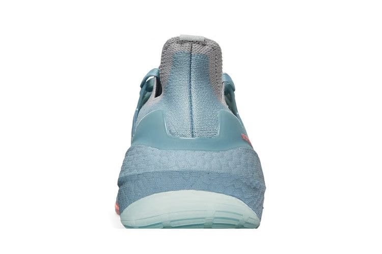 Adidas UltraBoost 22 Magic Grey