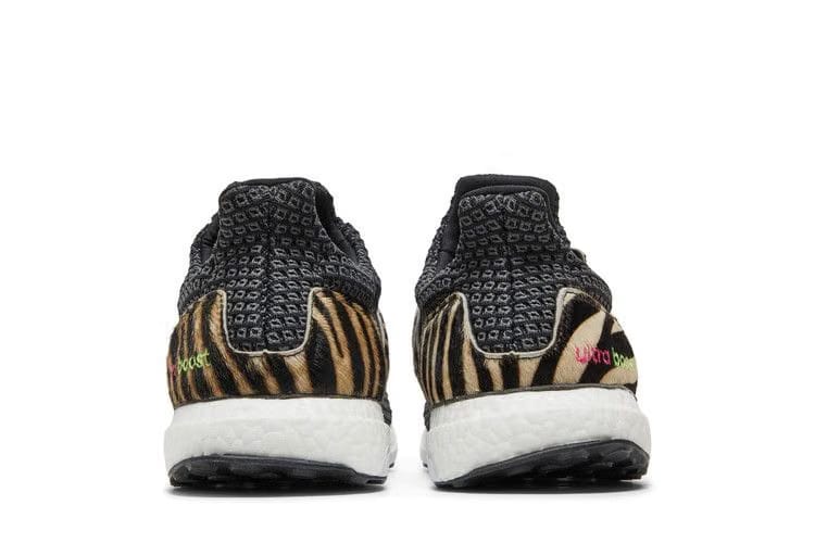 Adidas UltraBoost DNA Animal Pack - Zebra