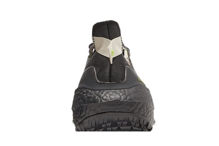 Adidas UltraBoost 22 Cold.RDY Black Solar Yellow