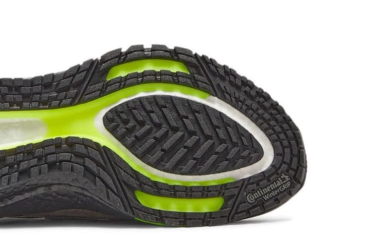 Adidas UltraBoost 22 Cold.RDY Black Solar Yellow